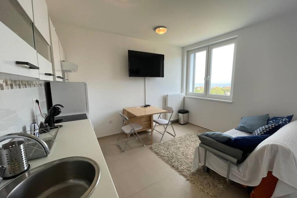 Apartment Gema - One Bedroom Apartment Izola Luaran gambar